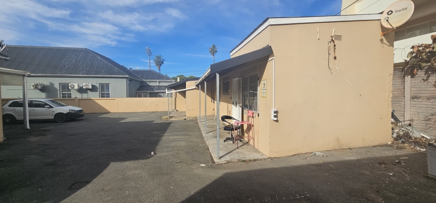 Commercial Property for Sale in Southernwood Eastern Cape